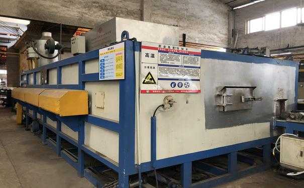 挤压筒腔 挤压筒腔