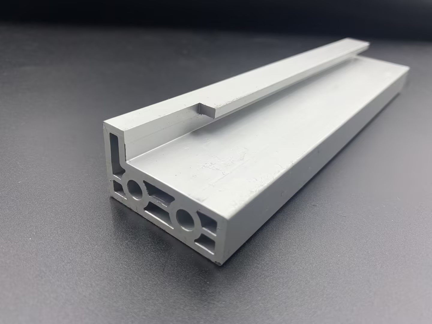 铝型材新能源汽车配件 铝型材新能源汽车配件